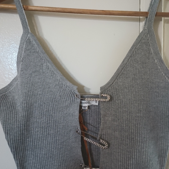 Y2K Crop Top - Picture 3 of 3